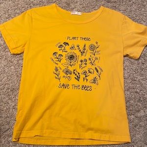 Size M/6 Save The Bees shirt